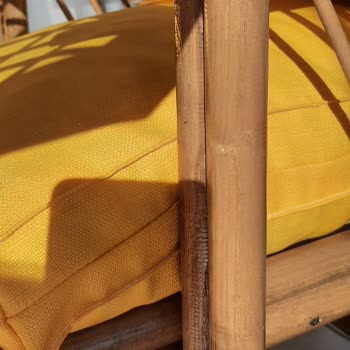 Runica Bambu Masa Sandalye Ayıplı Ürün Teslimi