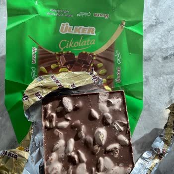 Son Kullanma Tarihi Geçmemiş Çikolatadan Bozulmuş Ürün Çıkması Hayal Kırıklığı Yarattı