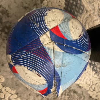 Adidas Futbol Topları Kısa Sürede Deforme Oldu, Mağduriyetimin Giderilmesini İstiyorum