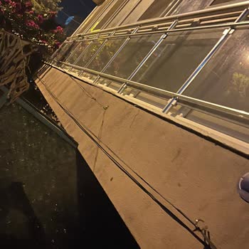 Evimin Dış Cephesine İzinsiz Kablo Döşenmesi Ve İlgisiz Müşteri Hizmeti