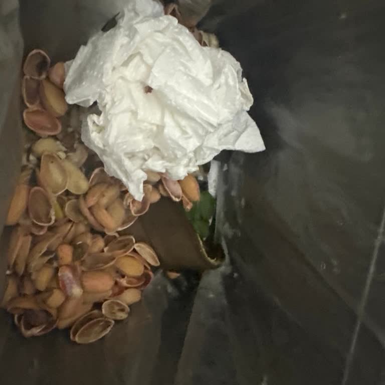 Fuar Standından Aldığım Fıstıklar Küflü Ve Kurtlu Çıktı Firma İlgisiz Davrandı