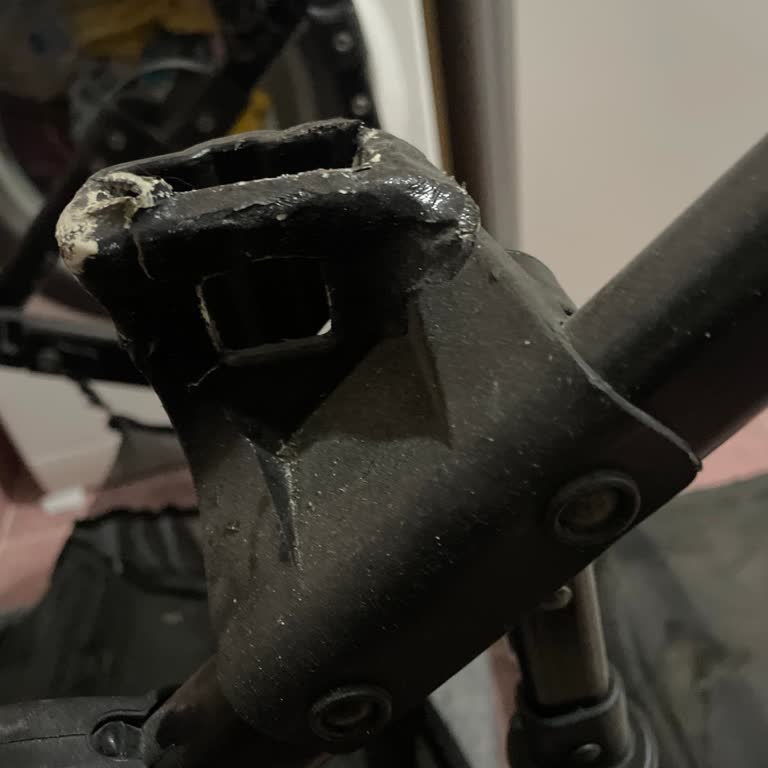 Joell Bebek Arabasında Ani Kırılma: Bebeğimin Güvenliği Tehlikeye Girdi