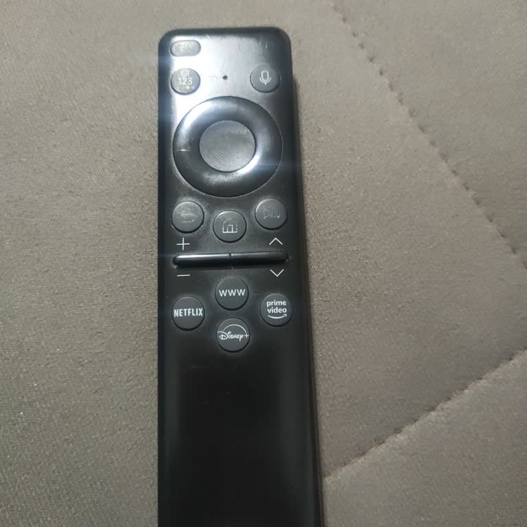 Samsung Akıllı Kumanda Şarj Olmuyor, Kablo Takılı Olmadan Çalışmıyor!