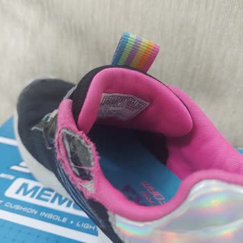 Kısa Sürede Yıpranan Çocuk Ayakkabısına Kullanıcı Hatası Denilmesine İtiraz