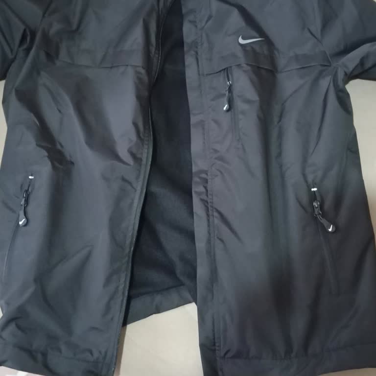 @trendrota16 Onayım Olmadan Farklı Ve Yanlış Beden Mont Gönderildi, Ücret İadesi Talep Ediyorum