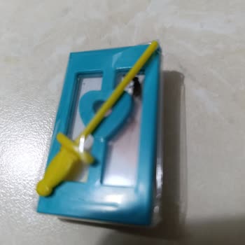 Kapalı Ambalajda Hijyen Sorunu: Toybox Kutusundan Çıkan Sinek Nedeniyle Güven Kaybı