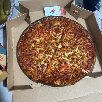 Yanık Ve İnce Pizza, Yüksek Ücrete Rağmen Büyük Hayal Kırıklığı