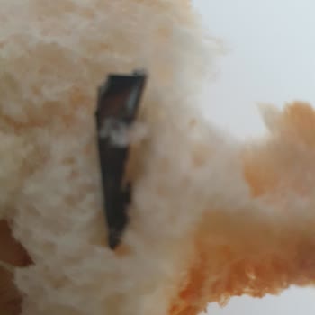 Şok Marketten Alınan Ekmekten Metal Parçası Çıkması Nedeniyle Yaşanan Güvenlik İhmali