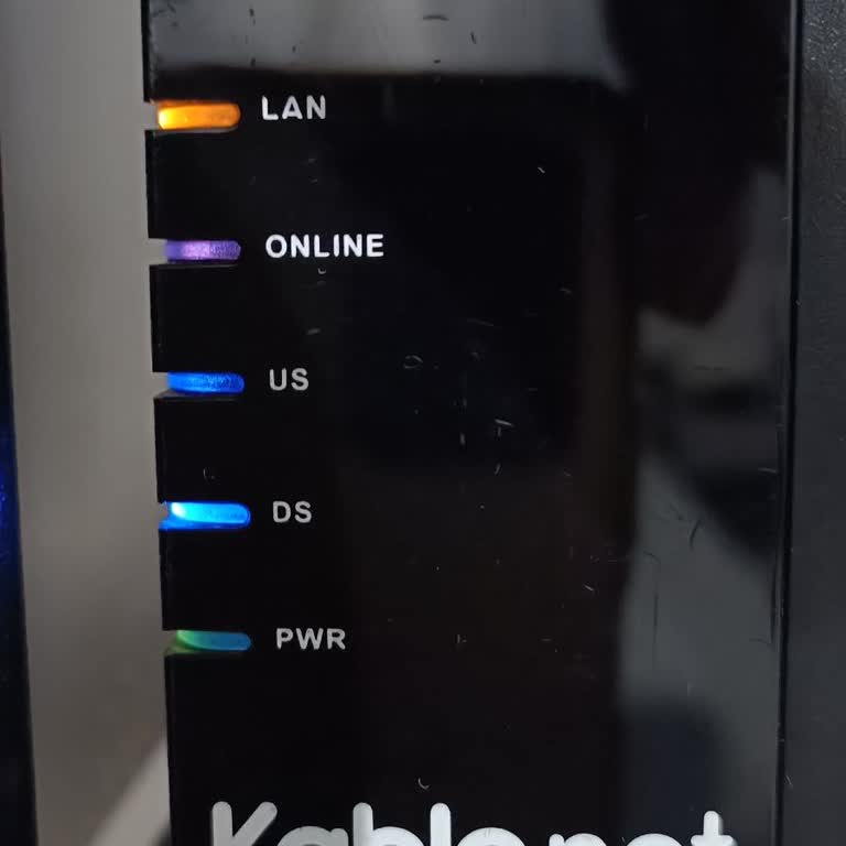 Sürekli İnternet Kesintileri İşimi Ve Hayatımı Olumsuz Etkiliyor