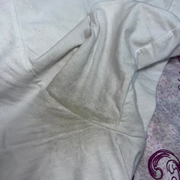 Nivea Men Deodorant Siyah Leke Bırakarak Kıyafetlerimi Mahvetti