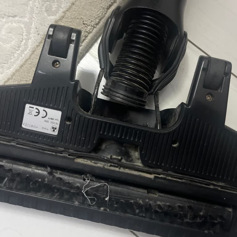 Kısa Sürede Kırılan Süpürge Parçası Hayal Kırıklığı Yarattı