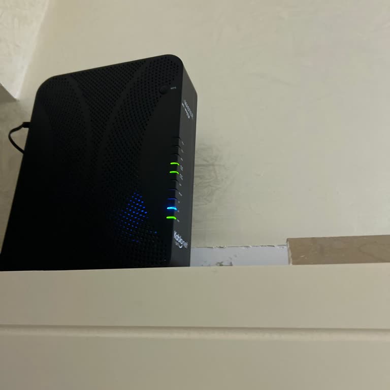 Sürekli Kesilen İnternet Nedeniyle Mağduriyet Ve Çözüm Beklentisi