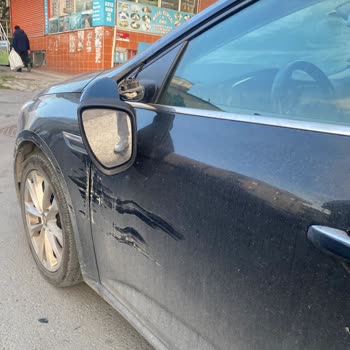 Park Halindeki Aracıma İETT Otobüsünün Çarpıp Kaçmasıyla Yaşadığım Mağduriyet