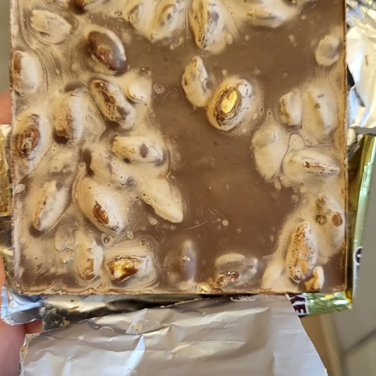 Aldığım Ülker Çikolata Bozuk Çıktı, Güvenim Sarsıldı