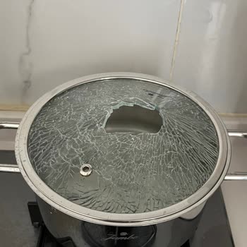 Patlayan Cam Kapakla Yaşadığımız Korku Ve Jumbo'nun İlgisizliği Mağduriyet Yarattı