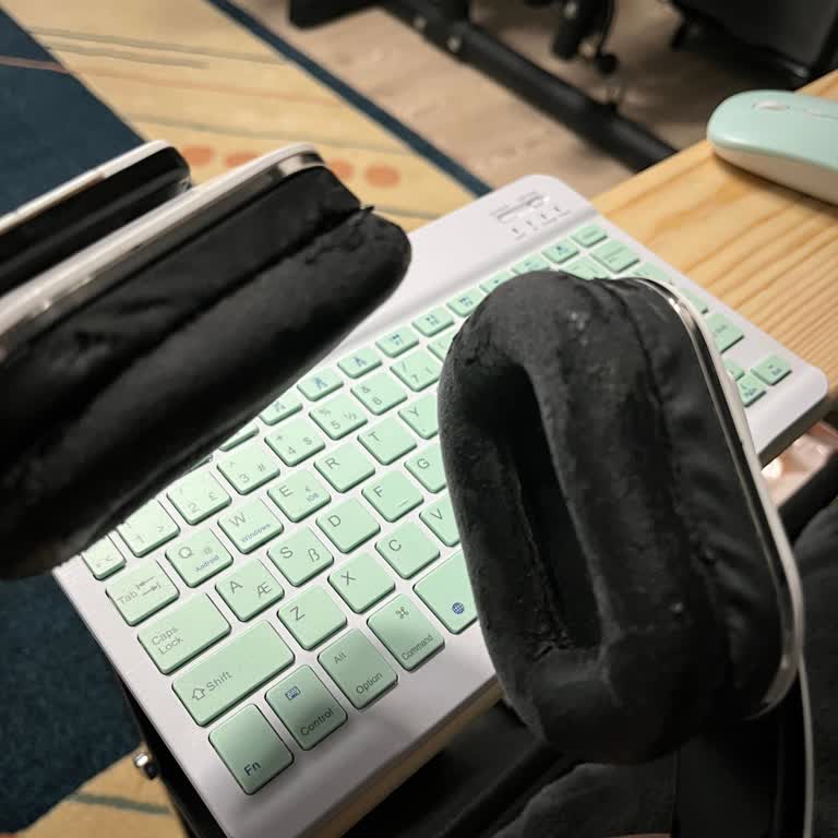 Vestel Desibel K500 Kulaklıkta Hızlı Ped Yıpranması Ve Ücretsiz Yedek Talebi