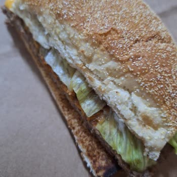 Burger King Balıkesir Şubesinde Hijyen Sorunu Ve İlgisiz Müşteri Hizmeti