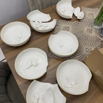 Kırık Ürünler Ve 7 Gündür Çözümsüz Kalan Müşteri Desteği Mağduriyeti