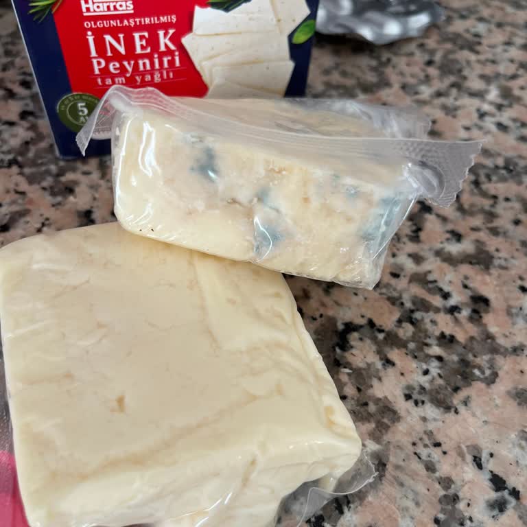 Harras Uzun Son Tüketim Tarihli Peynirde Küf Şoku: Sağlığımız Tehlikede