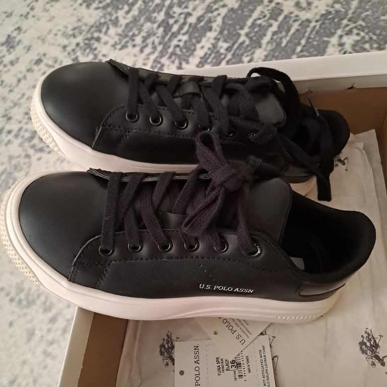 Kısa Sürede Rahatsızlık Veren Ayakkabıya Değişim Veya İade Talebi