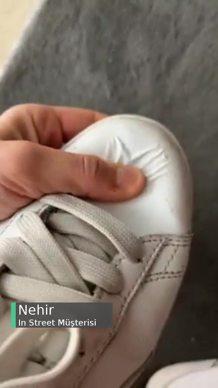 In Street Ayakkabıyı İade Etmek İstiyorum videonun kapak resmi