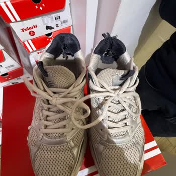 Kısa Sürede Deforme Olan Spor Ayakkabı İçin Olumsuz Mağaza Deneyimi