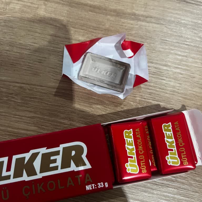 Son Kullanma Tarihi Uygun Olmasına Rağmen Bayat Çikolata Deneyimi