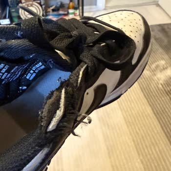 Nike Ayakkabıda Kısa Sürede Yırtılma Ve Kullanıcı Hatası Gerekçesiyle Ret Mağduriyeti