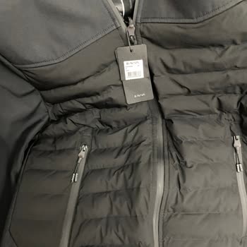 Trendyol Avva Mağazasından Kullanılmış Mont Gönderildi Değerlendirmem De Reddedildi