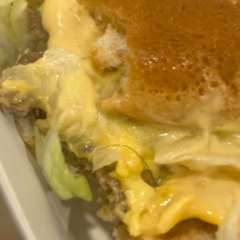 Siparişimde Soğuk Ürün Ve Hijyen Sorunu: Yemeğin İçinden Saç Teli Çıktı