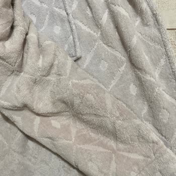 Özdilek Bornozum İlk Yıkamada Rengini Attı Mağaza Çözüm Sunmadı