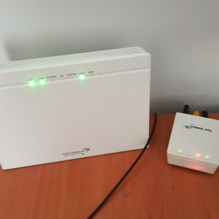 Yan Bina Yıkımı Sonrası Günlerdir Süren Fiber İnternet Kesintisi Ve Bilgilendirme Eksikliği
