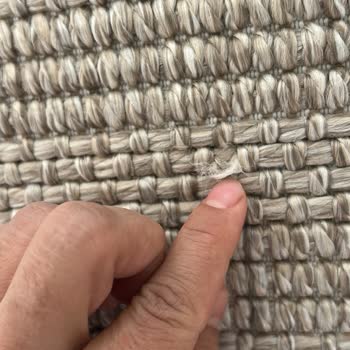 Calvin Klein Pişman Etti