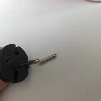 Yüksek Fiyatlı Temizlik Robotunda Kalitesiz Parça Ve Garanti Sorunu