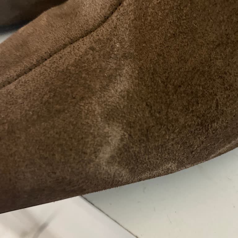 Stradivarius’tan Aldığım Deri Bot Kısa Sürede Deforme Oldu, Mağaza Yardımcı Olmadı