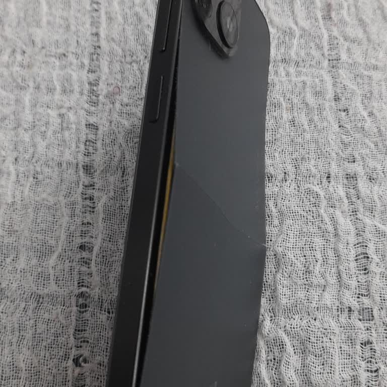 Reeder Garanti Süresi Devam Eden Telefonumda Pil Şişmesi Ve Kırık Kapağa Çözüm Bulunmuyor!