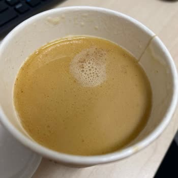 Kahve Dünyası Vialand Şubesinde Standartlara Uymayan White Mocha Deneyimi Ve İade Talebi