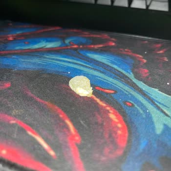 Kent Sour Patch Jelibon Paketinden Çıkan Şüpheli Şekerleme Parçası Endişesi