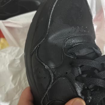 Kısa Sürede Deforme Olan Nike Air Max Ayakkabım İçin İade Veya Değişim Talebim Reddedildi