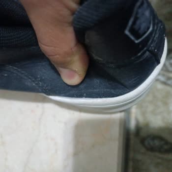 FLO Ayakkabı Kısa Sürede Açılan Ayakkabı Ve Olumsuz İnceleme Sonucu Güvenimi Sarstı