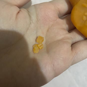 Çocuk Oyuncağından Cam Kırığı Çıkması Nedeniyle Güvenlik Endişesi