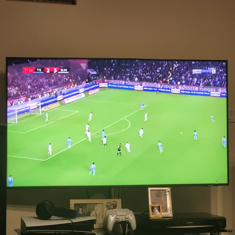 Ücretini Ödediğim Yayın Hizmetinde Sürekli Donma Ve Düşük Kalite, Müşteri Hizmetlerine Ulaşılamıyor