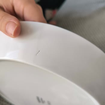 Karaca Züccaciye'den Aldığım Yemek Takımında Kırık Ve Defolu Parçalar, Parça Değişimi Talebim!