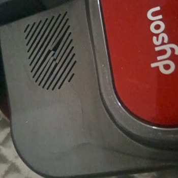Dyson Süpürgemin Kırılan Parçası Garanti Kapsamında Ücretsiz Değiştirilsin İstiyorum!