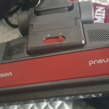 Dyson Süpürgemin Kırılan Parçası Garanti Kapsamında Ücretsiz Değiştirilsin İstiyorum!