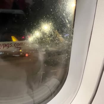 Pegasus Uçuşunda Yetersiz Cam Temizliği Ve Hijyen Sorunu!