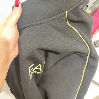 Armani Eşofman Takımında Kısa Sürede Tüylenme Ve İade Talebi