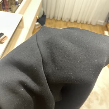 Armani Eşofman Takımında Kısa Sürede Tüylenme Ve İade Talebi