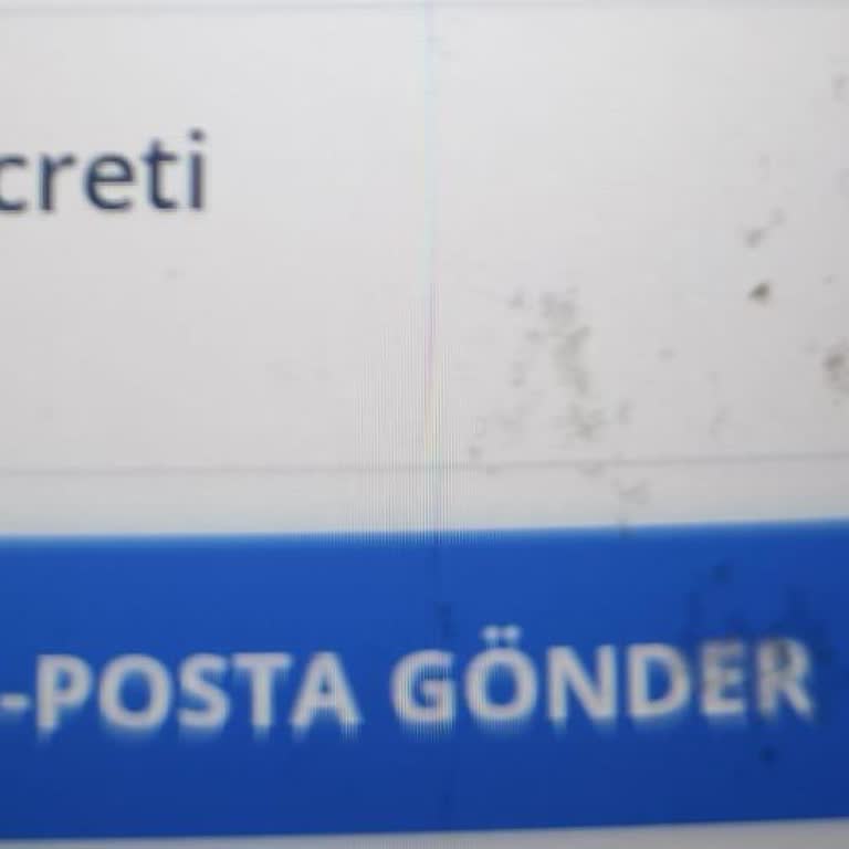 Kısıtlı Kullandığım Kredi Kartıma Yüksek Aidat Kesildi