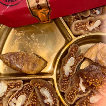 Tuğba Kuruyemiş Satın Aldığım Cevizli İncirden Kurt Çıkması Ve Hijyen Sorunu!